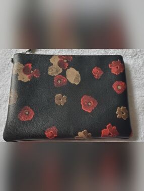 COACH Lg. Clutch/Pouch/Cosmetic Or Document Case